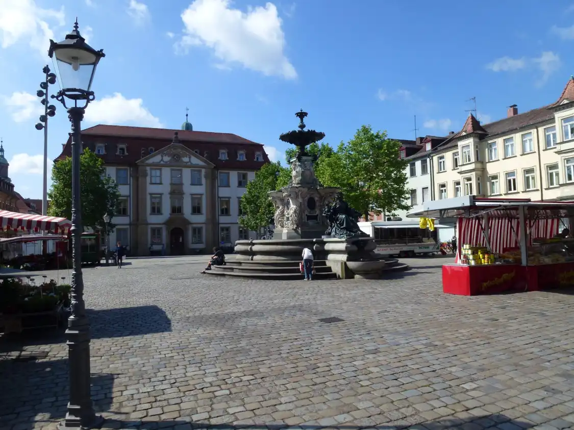 Hotels near Kunstpalais Erlangen