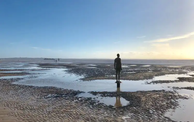 Hotels near Crosby Beach