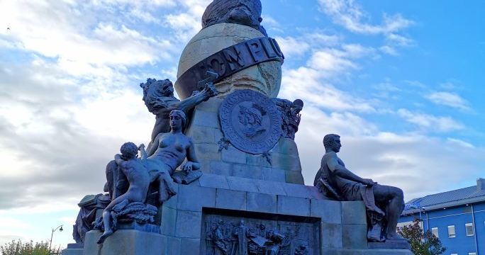 Columbus Monument