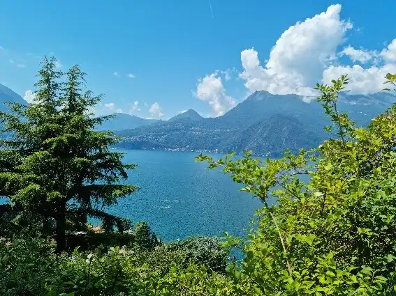 Hotels near Sentiero del Viandante