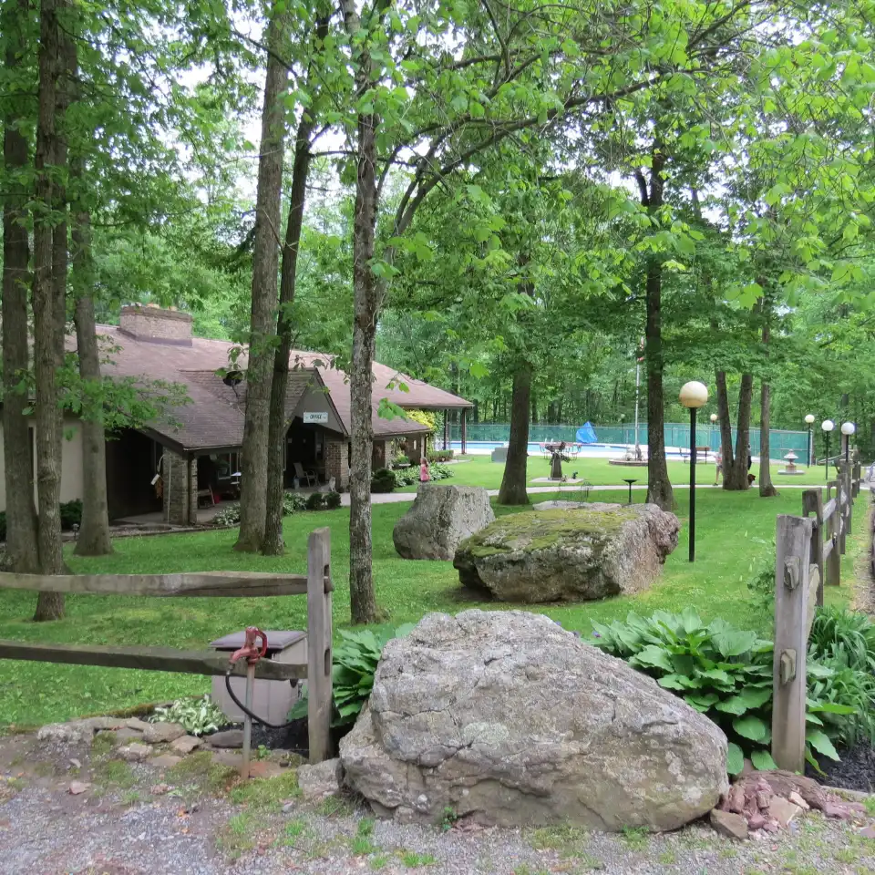 2_Camp-A-While