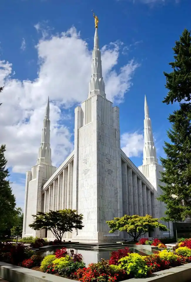 Hotels near Portland Temple Visitors' Center