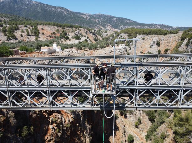 Liquid Bungy Aradaina
