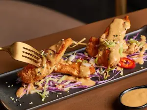 O by Michel Fadel Marassi