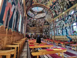 Mănăstirea Stefan cel Mare si Sfânt