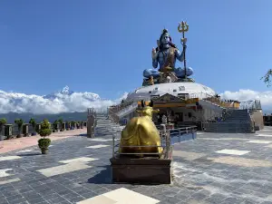 Hotel pumdikot Shiva statue