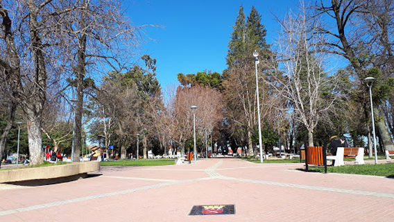 Plaza De Pinto