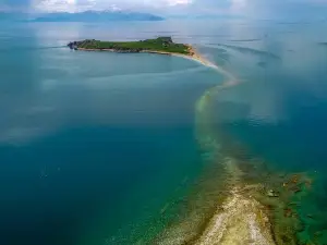 Çarpanak Island