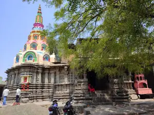Ancient Hemadpanthi Mandir, Pangaon
