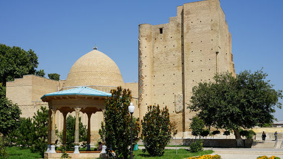 Kok Gumbaz Mosque