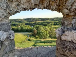 Szarvaskő Castle ruins