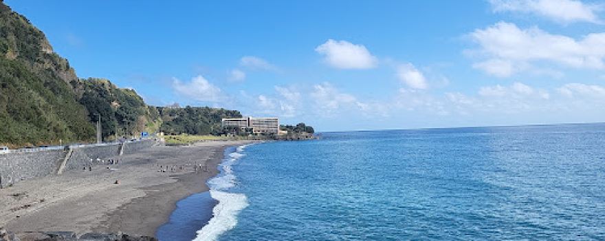 Praia de Água D'Alto, Grande