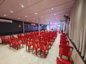 Hotel Shree Sadguru (Pure Veg)