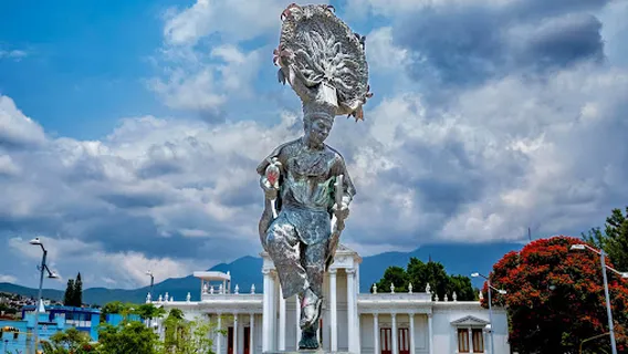 Fuente de las 8 Regiones