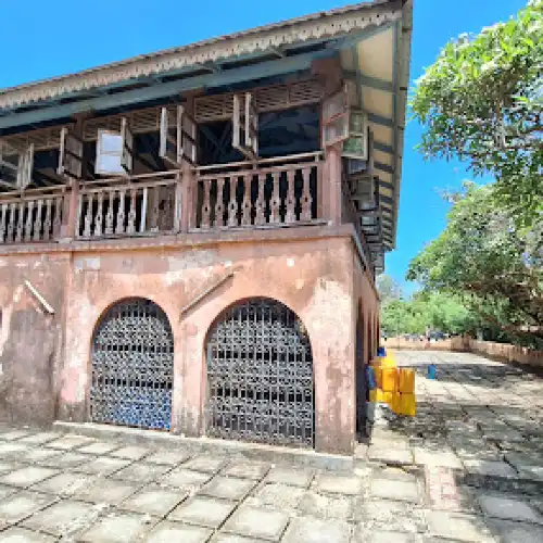 Prison island zanzibar