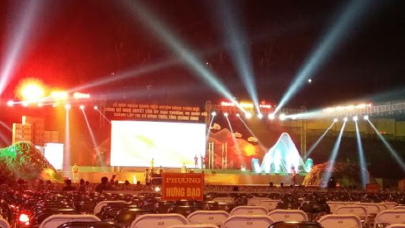 Sân vận động Đông Triều