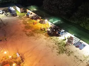 Camping "The Castle of Berat"
