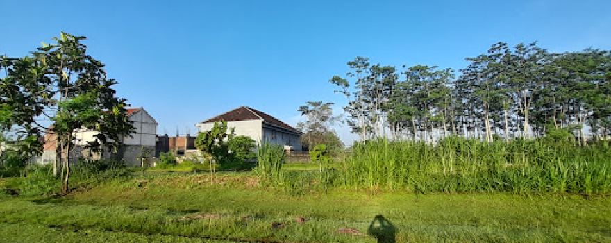 Lapangan Tulungrejo Kampung Inggris