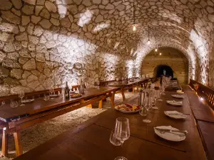 Chateau Grand Bari