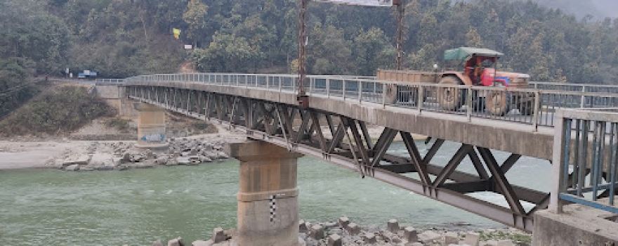 फुर्के खोला धादिंग जाने पुल