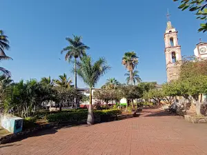 Plaza Principal De Puruaran Mich