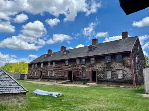 Old Fort Western