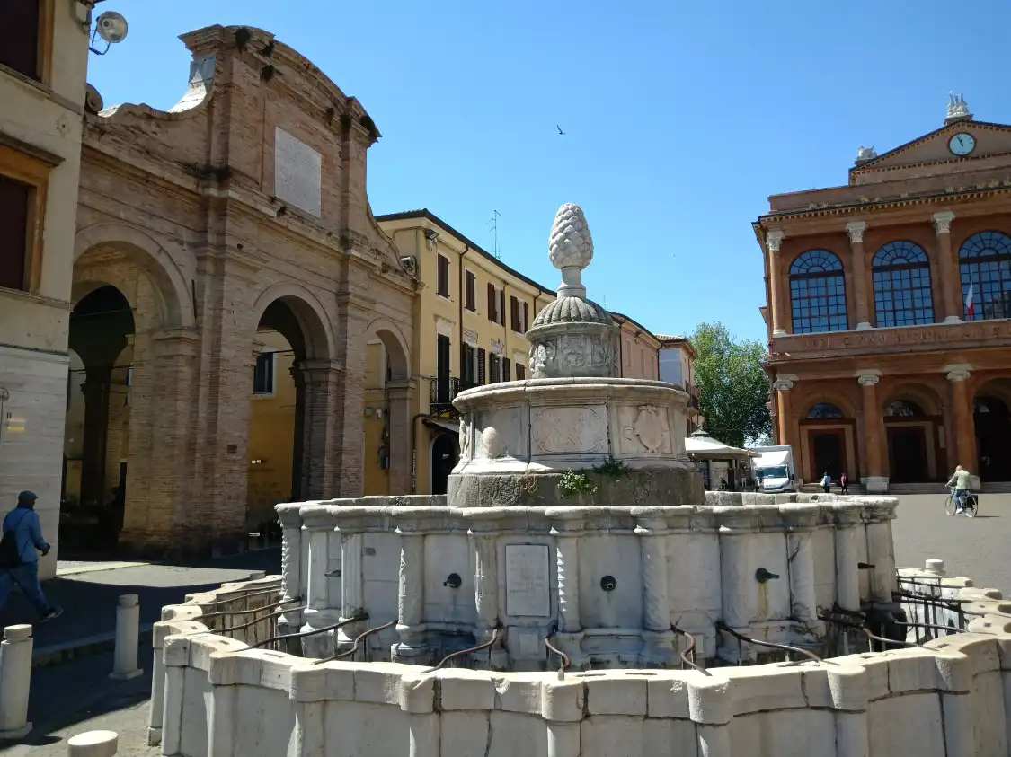 Hotel in zona Fontana Della Pigna
