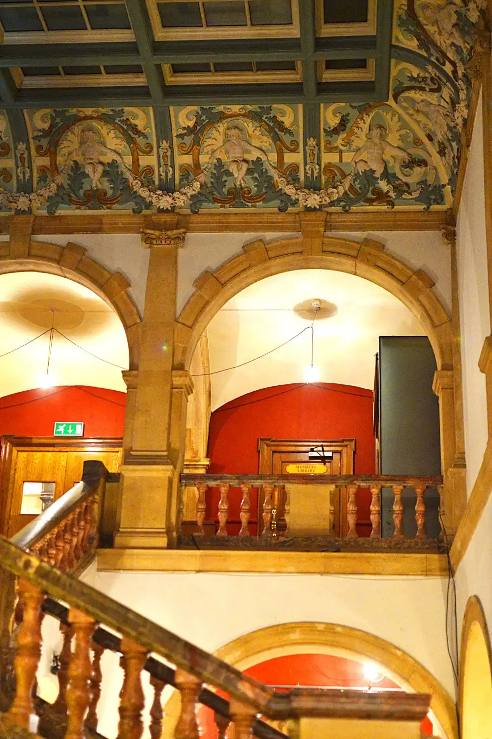 Các khách sạn gần Battersea Arts Centre