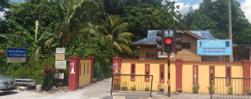 Kolam Air Panas Batu 16