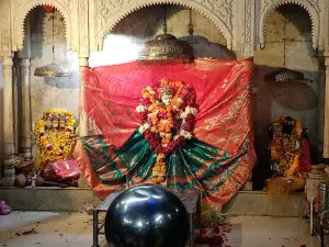 Mauni Mandir (sankta mandir)