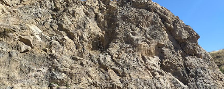 Ferrata infantil "Qaryat Al-Kantar"