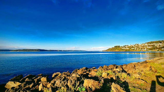 Browns Point Lighthouse Park