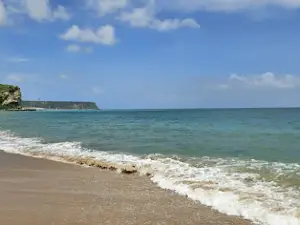 Praia de Porto Amboim