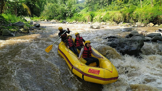 Pasar Wisata Dewi Sri