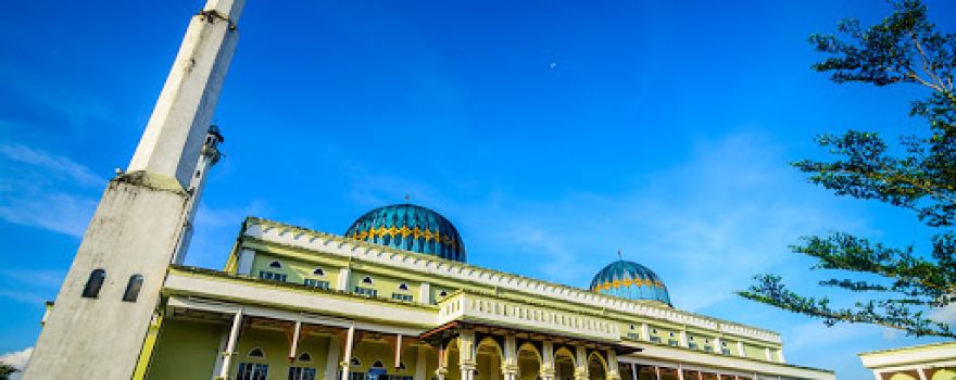 Sultan Mahmud Al-Muktafi Billah Shah Mosque