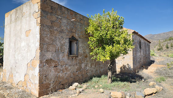 Las Fuentes