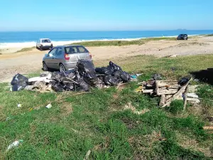 Praia da Barra em Maricá