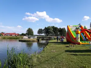 Plaża wiejska w Nowej Wsi Zbąskiej