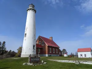 Tawas Point-Sandy Hook Nature Trail