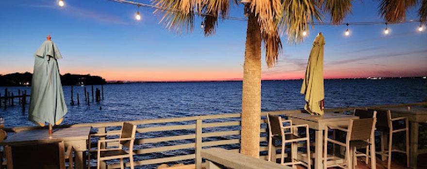 The Bridge Bar And Sunset Lounge