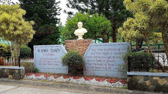 Pink Sisters' Convent and Chapel