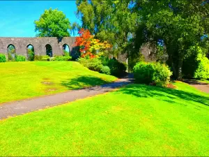 McCaig’s Tower & Battery Hill