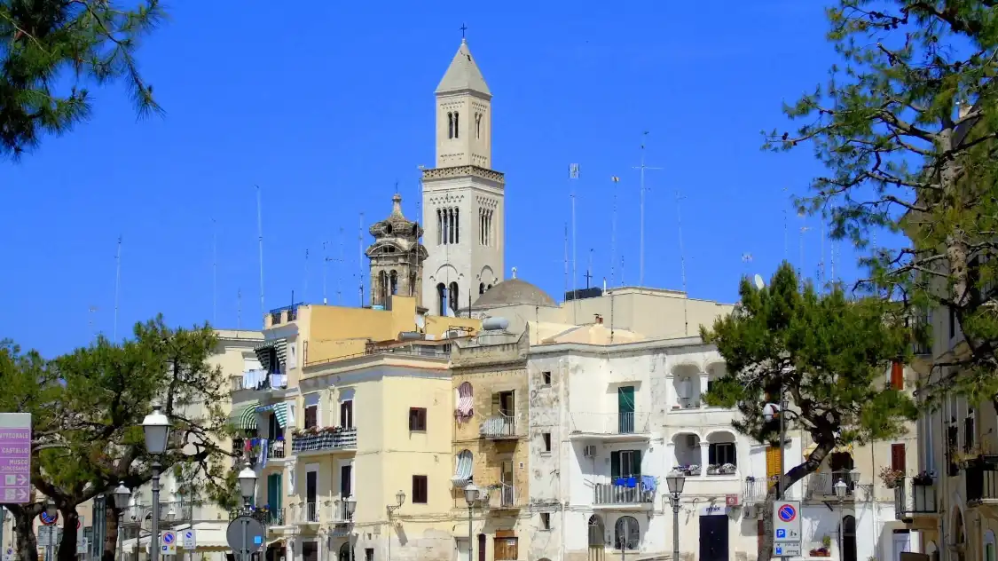 Hotels near Cattedrale di San Sabino