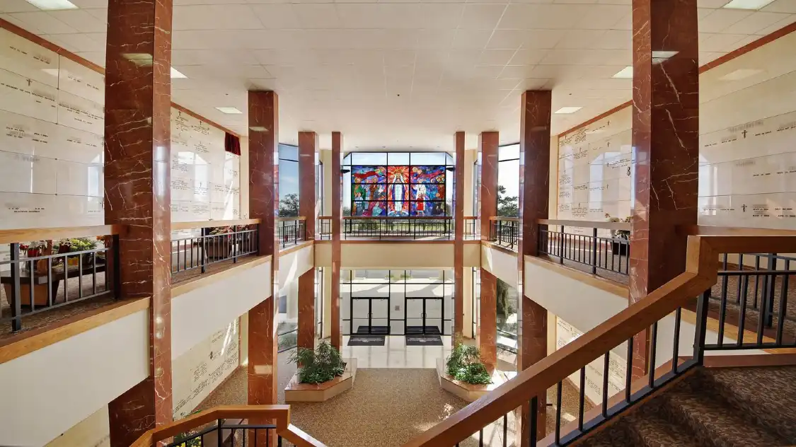 Hotels near Lake Lawn Metairie Funeral Home & Cemeteries