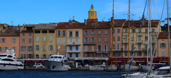 Hotels near Old Town