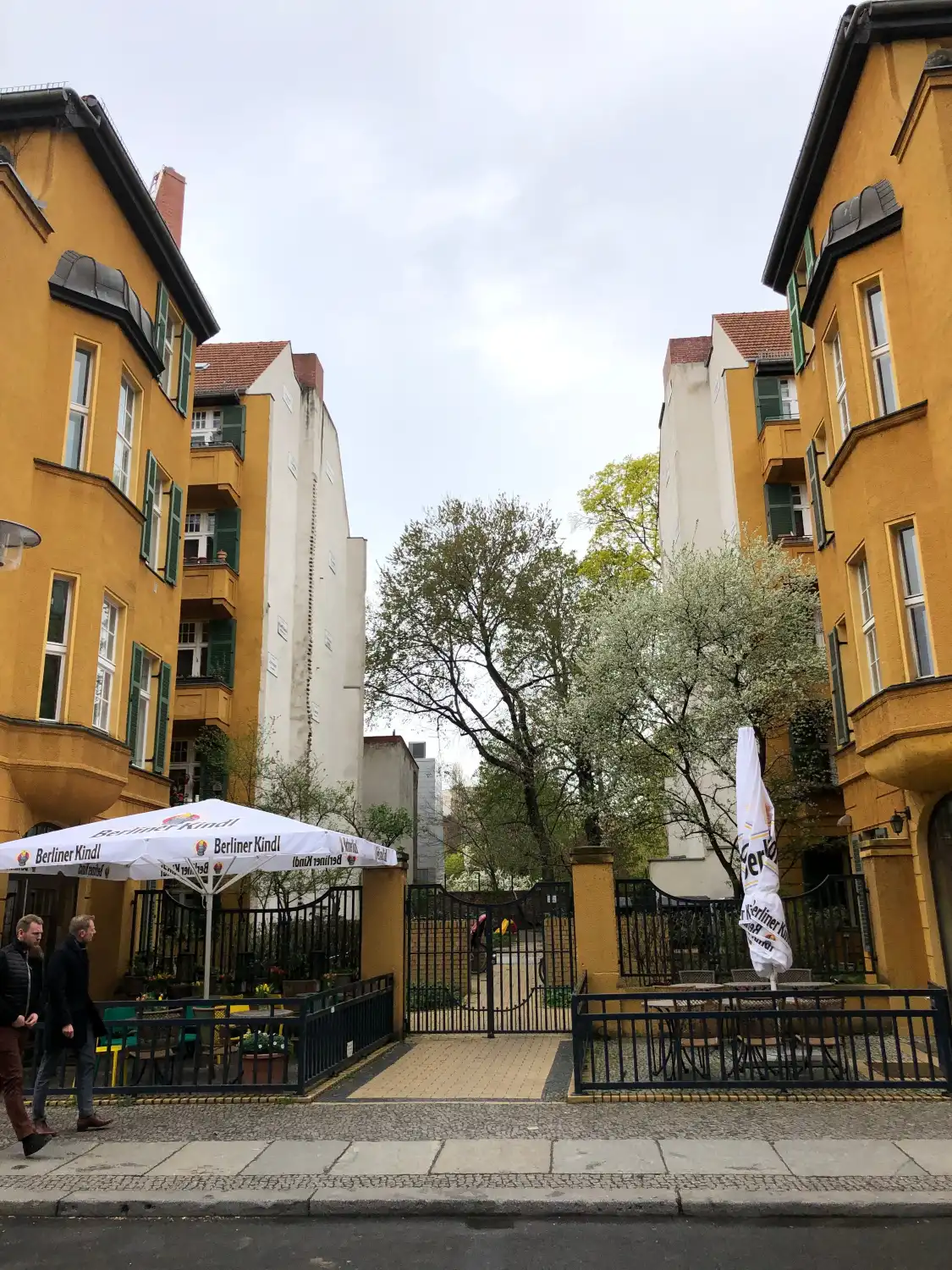 Hotel in zona Missing House
