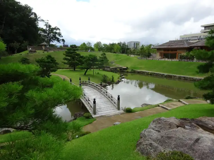 Hotels near Gyokusenin Maru Garden