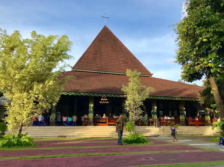 Hotels in Bambanglipuro