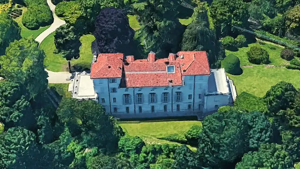 Hotel in zona Villa Paradiso, già Villa Boàss