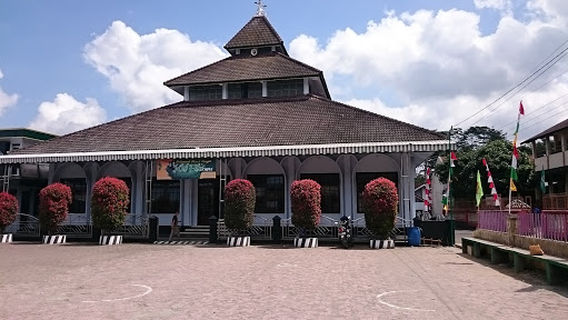 Masjid At-Taqwa Kalierang